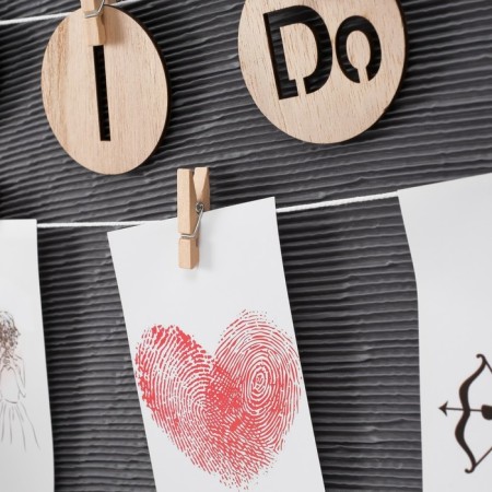 Photo frame plastic in 3 photos 9x13 cm "I agree" with clothespins, black 40x30x1.5 cm-3