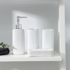 A set of accessories for the bathroom of the share 