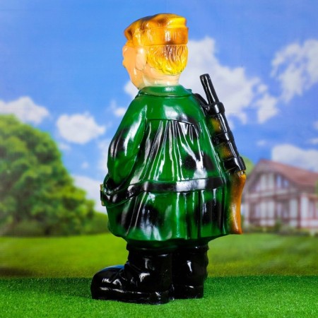 Garden figure "Hunter Petrovich" 30x46x82cm-5