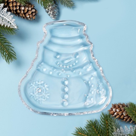The dish "New Year's miracle. Snowman ", 16.7 × 16.4 × 2.3 cm, glass, transparent