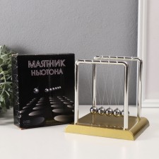 Маятник пластик "Шары Ньютона" золото 13,5х11х13,5 см