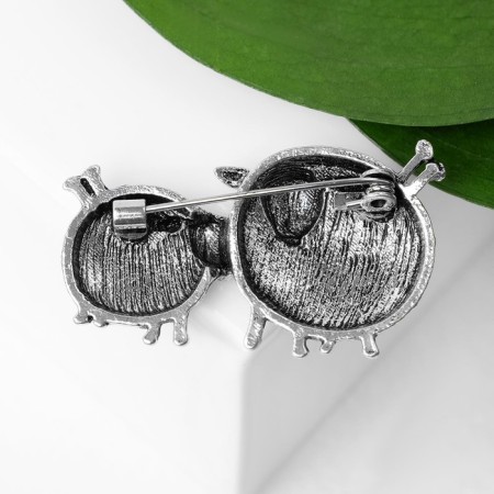 Brooch "Sheep pair", white color in black silver-2