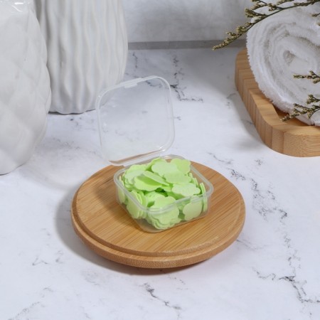 Leaf soap in the layer case 4.5*4.5*2cm (jasmine) Green bag from-4