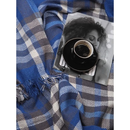 Plaid in the Triumph cell, size 140x205 cm-3