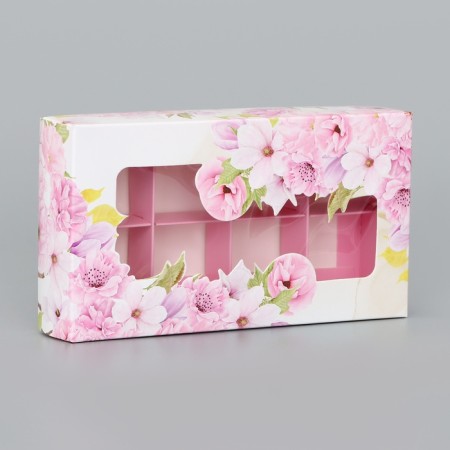 Folding box for 8 sweets "flowers", 9.8 x 17.7 x 3.5 cm. Confectionery packaging-1