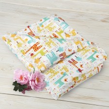 Supply with a zipper, size 112 × 147 cm, giraffes, calico