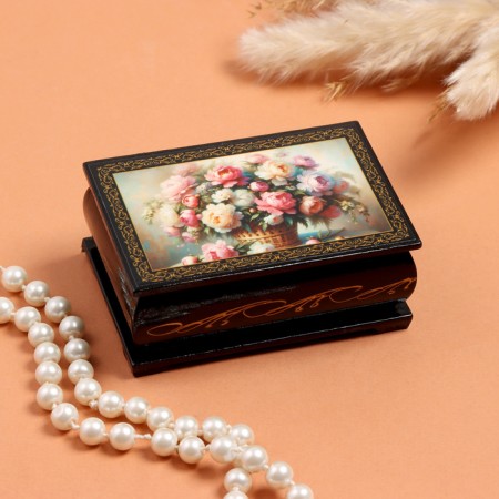 Casket "Bouquet of Piono in the basket", black, 6 × 9 cm, lacquer miniature