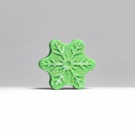 New Year's bomb for a bath with the aroma of mint "Snowflake", 20 g