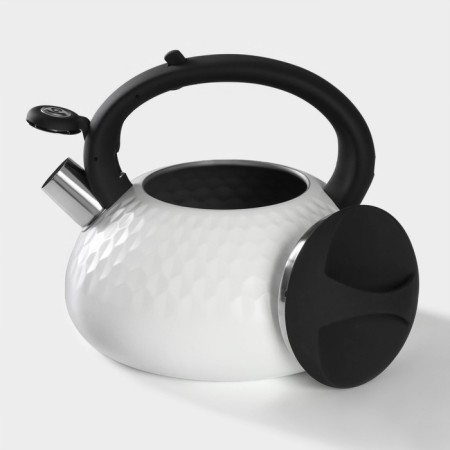 A kettle with a stainless steel whistle Magistro Glow, 3 L, Induction, Soft-Touch handle, white color-3
