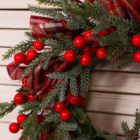 New Year's wreath D-30 cm "Cozy fairy tale" Fat tapes berries-1