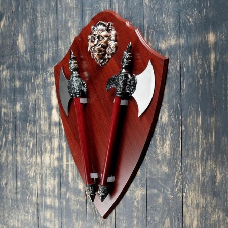 Souvenir weapon "High axes with a claw" on a tablet with a lion, 46x60 cm-1