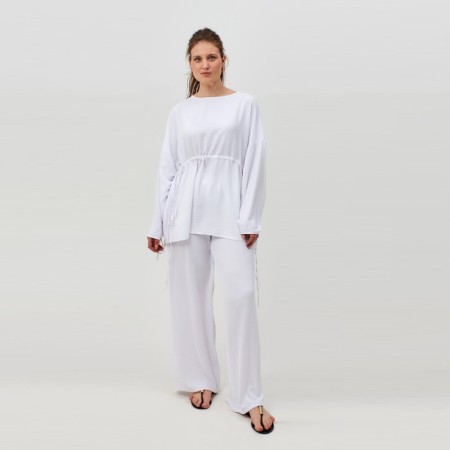 Women's costume (tunic, trousers) minku: casual collection color white, size 48
