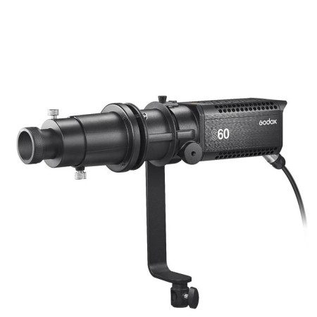 LED illuminator GODOX S60, focusing-1