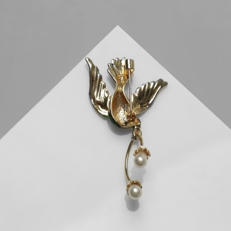 Brooch "Bird" bright with pearls, colored in gold-1