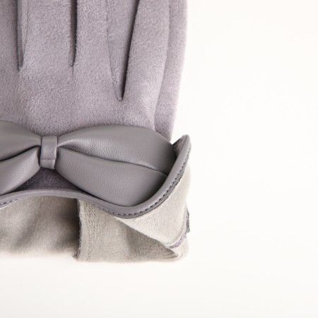 Gloves are female, dimensionless, without insulation, color gray color-4