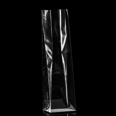 Package with a hard bottom of 6 x 8 x 30 cm