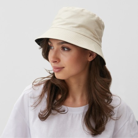 Panama is monophonic, bilateral, beige color/black, rr 57-58-2