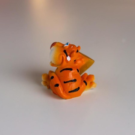 Souvenir Polystone "Tiger Nosik with gold/money" mix 5.5x3.5x5 cm-3