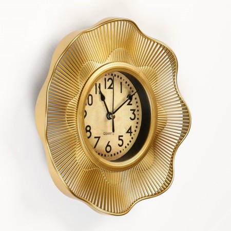 Wall clock, series: interior, discrete move, 26 x 26 cm, d-11.5 cm, aa-1