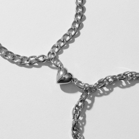 Bracelets "Uenubles" on a magnet, heart, color silver, 20 size-2