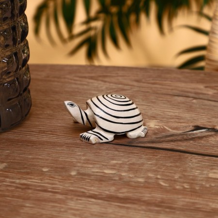 Souvenir "Striped Turtle" wood 8 cm