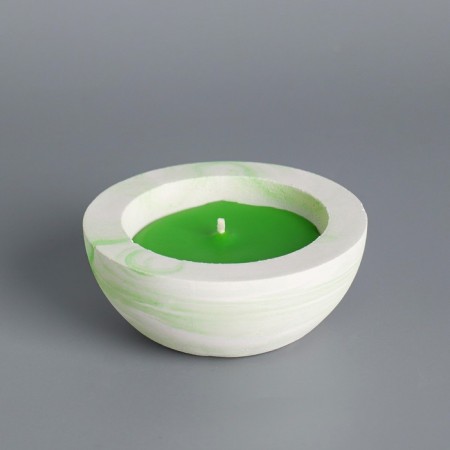 Aromatic candle in concrete "hemisphere", 9x4 cm, green, mint-1