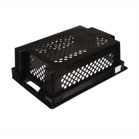 The box is universal, plastic, 60 × 34 × 20 cm, 30 kg, black-4