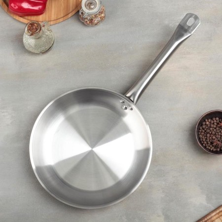 Pan, d = 26 cm, h = 5 cm, triple bottom, induction-1