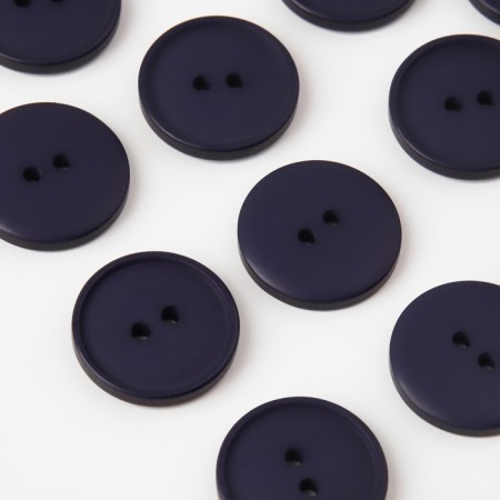 Button, 2 punctures, d = 20 mm, the color is dark blue-1