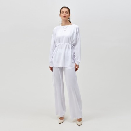 Women's costume (tunic, trousers) minku: casual collection color white, size 44