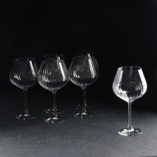 A set of glasses for the wine 