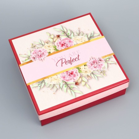 The box is folding, the lid is “you are beautiful”, 20 x 20 x 6 cm without a window-2