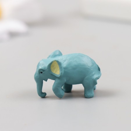Figure for Florarium Polystone "Blue Elephant" 1x2.5x1.5 cm