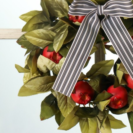 Wreath on the door interior "grenades" d = 35 cm-2