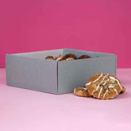 The box is self-assembly, the lid is, with the window, the "lightness" 14.5 x 14.5 x 6 cm-3