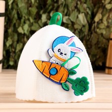 A cap for a bathhouse with an applique 