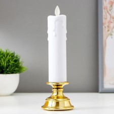 A nightlight with the effect of a living flame 
