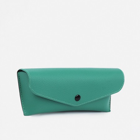 Case for glasses on the button, the color is green