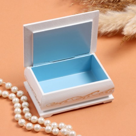 Casket "Anyutin Eyes", white, 6 × 9 cm, lacquer miniature-1