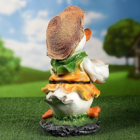 Garden figure "Duckling with a hoe" 27x27x45cm-2