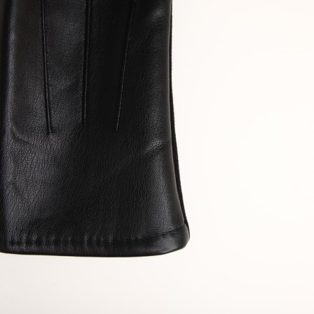 Gloves are female, dimensionless, without insulation, black color-3