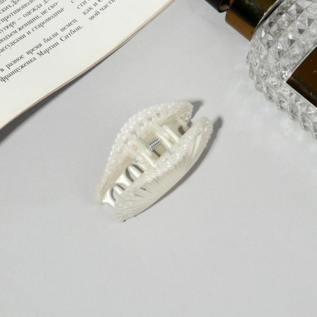 Hair crab "Fog" fan, 6 cm, white-1