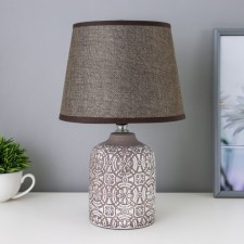 Desktop lamp with lampshade 