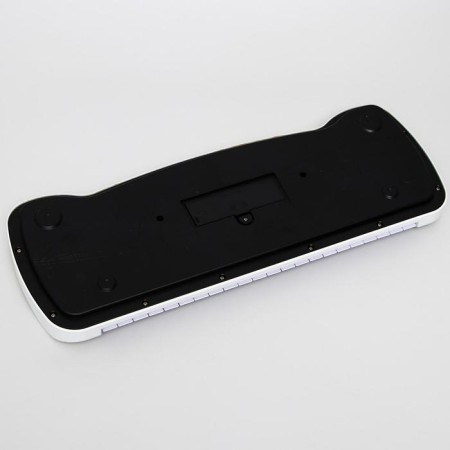 Synthesizer "Cold heart: musical adventure", works from 4 batteries like aa-4