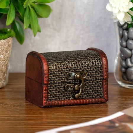 Casket wood chest "Tsek" 6x8x5.5 cm