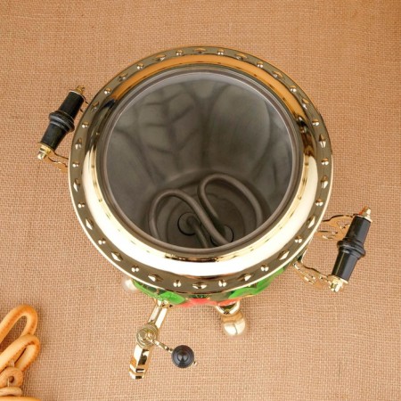 The set "Poppies on the Green", a stoker, 3 objects, a samovar 3 l, a teapot 0.7 l, tray-16