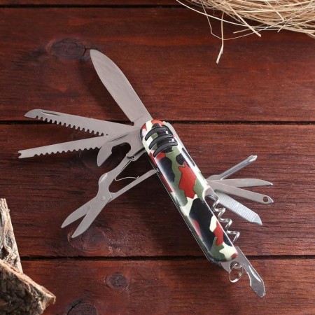 Knife Swiss camouflage 12V1