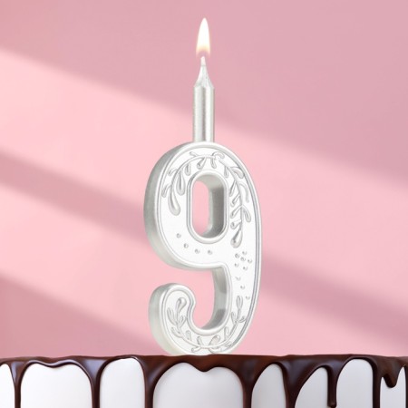 Candle for the Silver Pattern cake, number "9"
