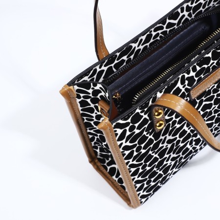 Bag Female Tout with zipper, white/black color-6