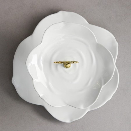 Rosa, bunk, porcelain, Iran-1